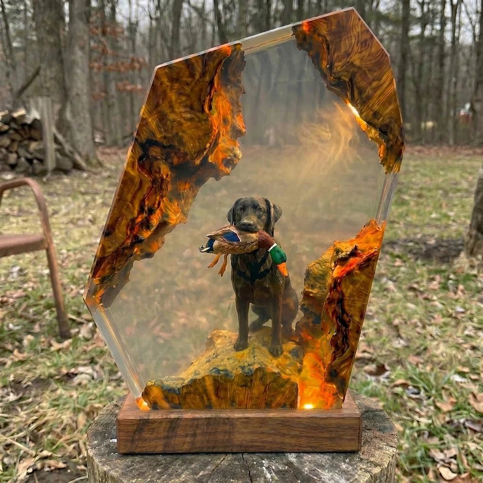 Duck Hunter Resin Lamp™